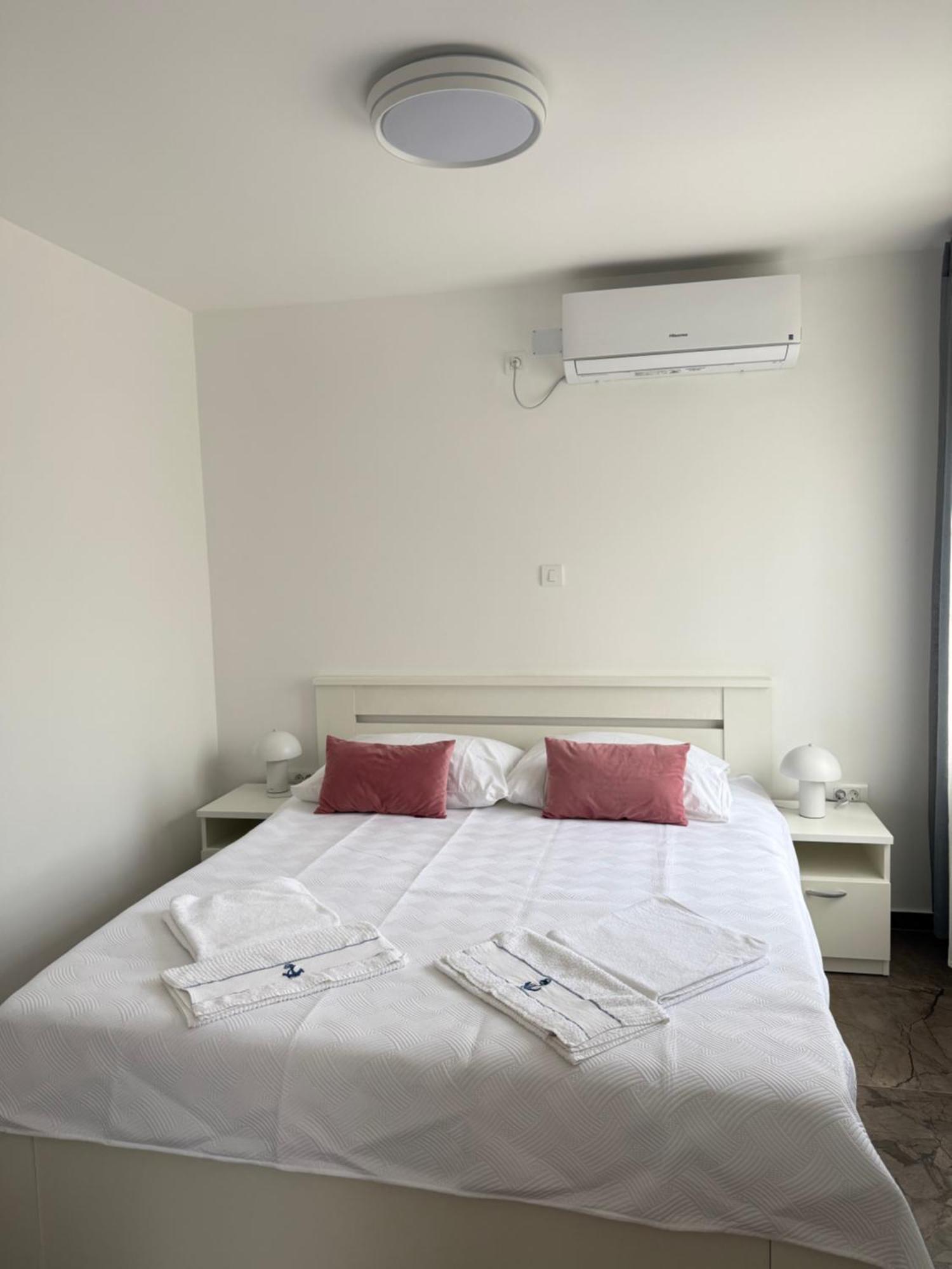 Apartments Zivko Malinska Dış mekan fotoğraf